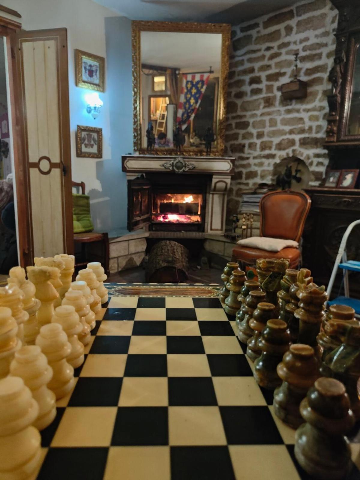 La Taniere Des Tanneries Bed & Breakfast Tonnerre Exterior foto